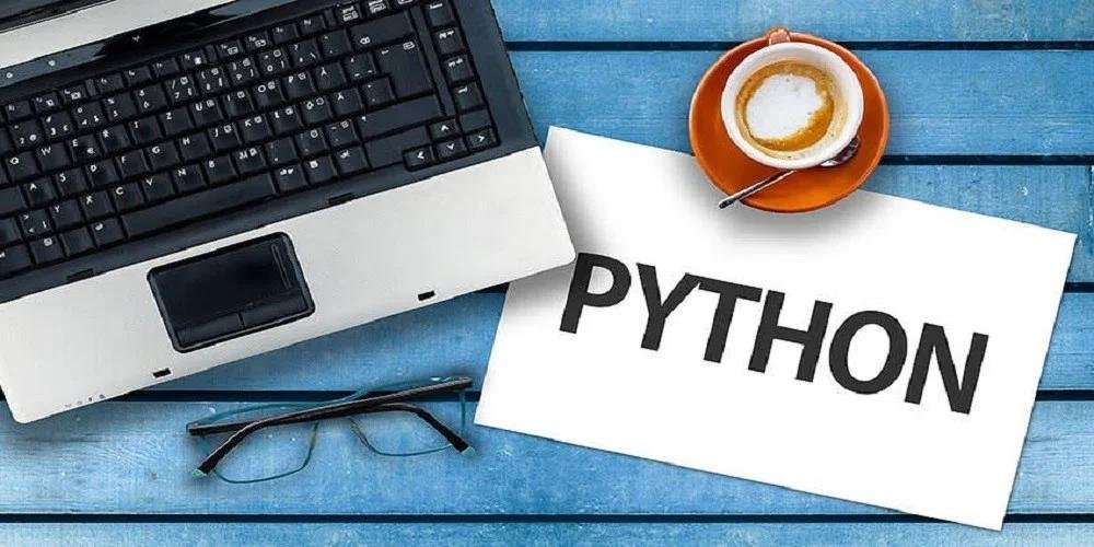 ТОП книг з Python українською для початківців і програмістів